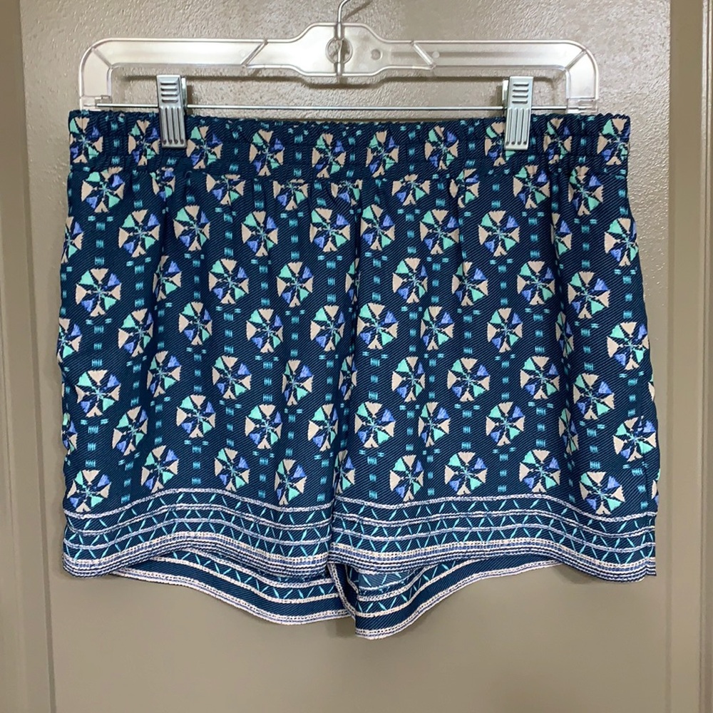 NWOT BCBG shorts